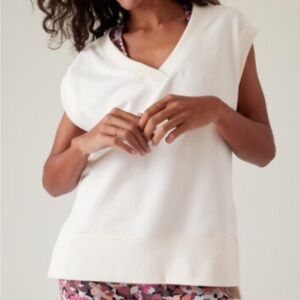 Athleta white basic top medium